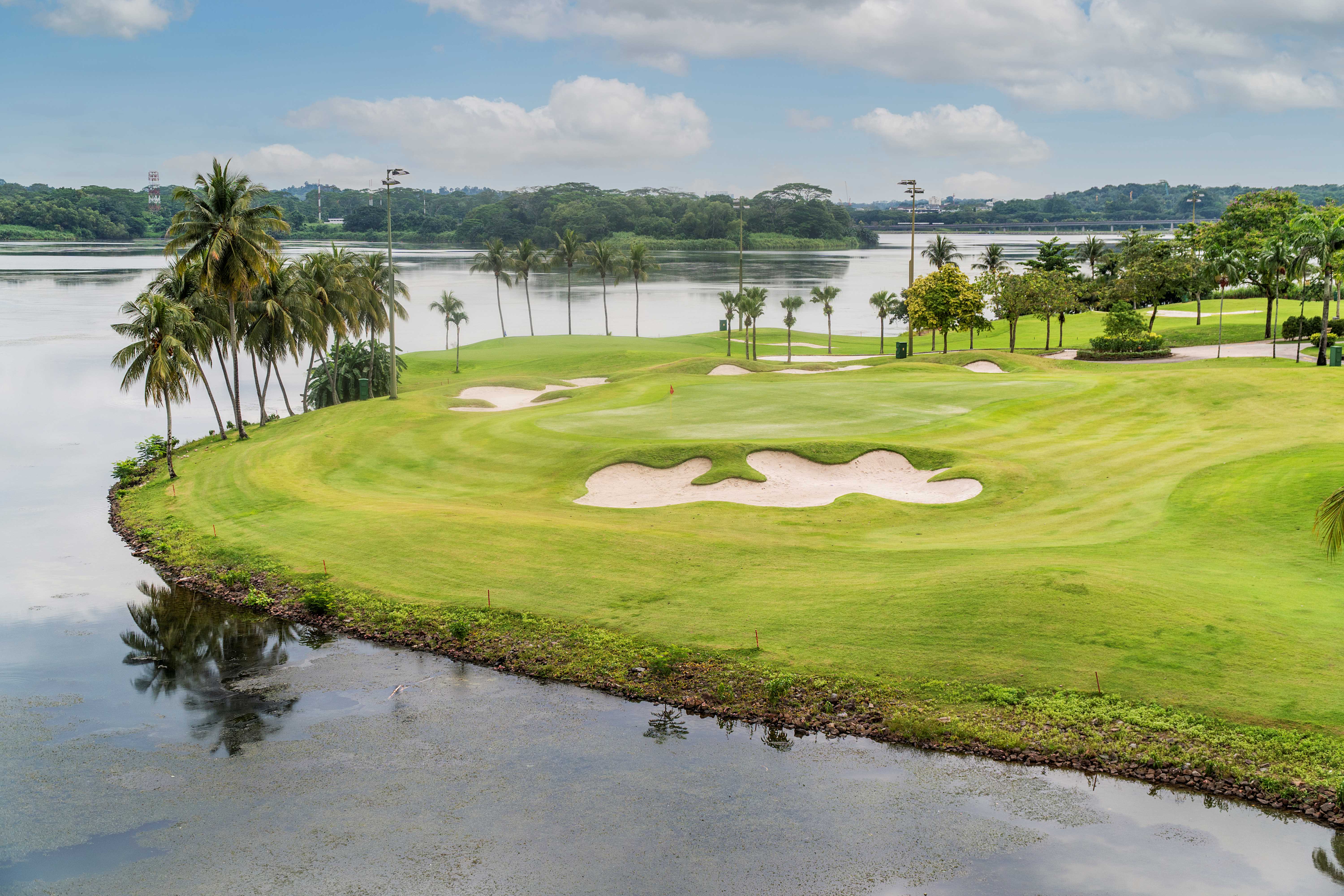 Vanda Hole 4